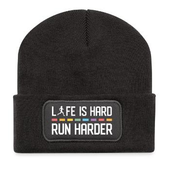 La vie est dure. Courez plus fort. - Beanie recyclé à patch - charbon - Devant