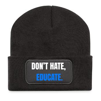 Ne détestez pas éduquer – Déclaration - Beanie recyclé à patch - charbon - Devant