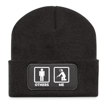 Schweißer Strichmännchen - Recycelte Patch Beanie - Dunkelgrau - Vorne