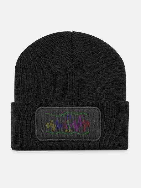 Bunte Klangwellen mit Notenschlüssel - Recycelte Patch Beanie - Schwarz