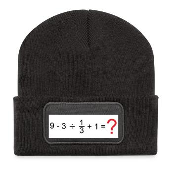 Mathematik - Recycelte Patch Beanie - Dunkelgrau - Vorne