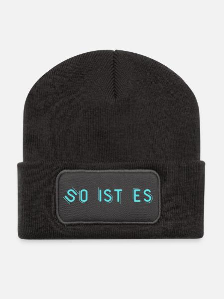 So ist es - Recycelte Patch Beanie - Dunkelgrau