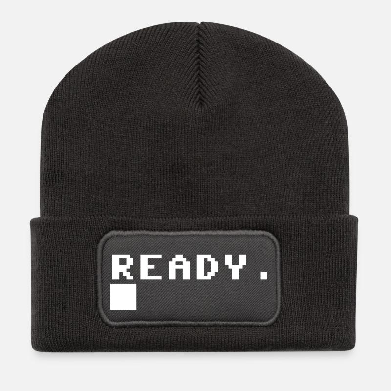 C64 Ready Nerd Computer Retro Geschenk Idee - Recycelte Patch Beanie - Dunkelgrau