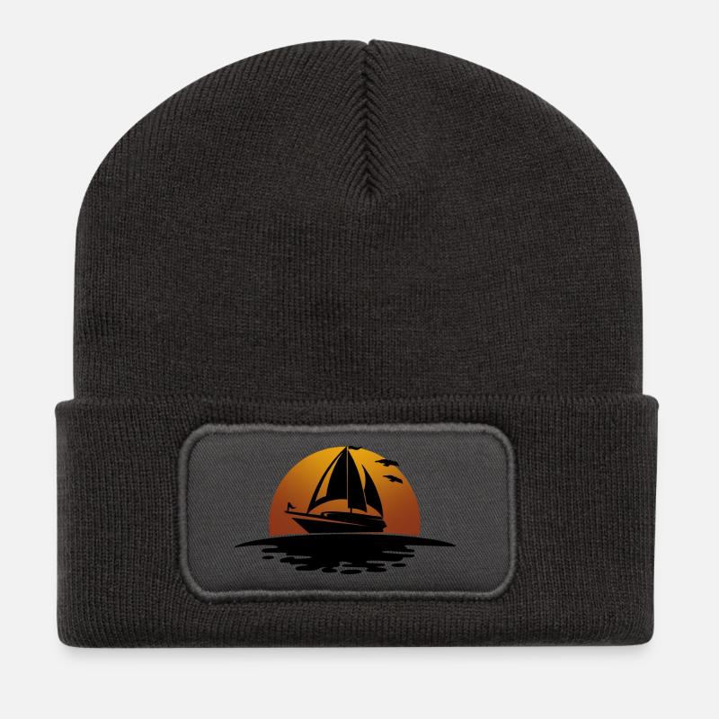 Segelboot Segeln Segler - Recycelte Patch Beanie - Dunkelgrau