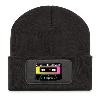 50. Geburtstag September 1976, Musik - Recycelte Patch Beanie - Dunkelgrau - Vorne