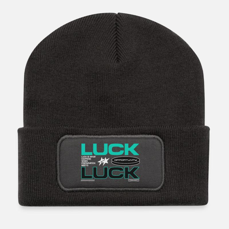 Luck & Opportunity Motiv - Recycelte Patch Beanie - Dunkelgrau