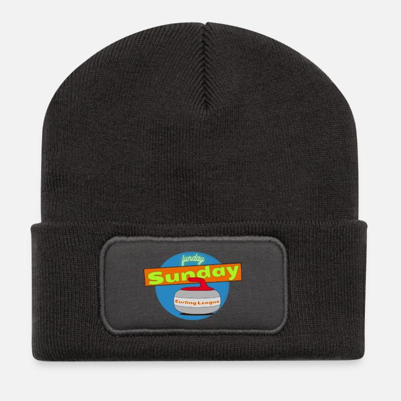 Sunday Funday Curling League Design - Recycelte Patch Beanie - Dunkelgrau