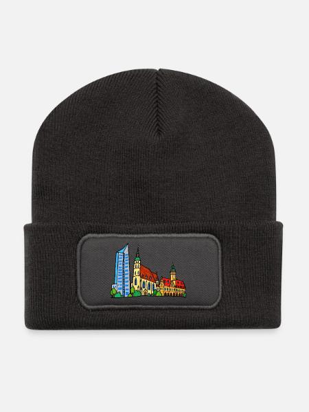 Bunte Leipziger Skyline im Kinderstil - Recycelte Patch Beanie - Dunkelgrau