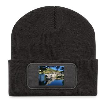 Lac Sauvage & Château – Paysage Nature France - Beanie recyclé à patch - charbon - Devant