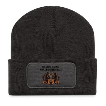 Mama Dackel Sie hat den Hund gewählt - Recycelte Patch Beanie - Dunkelgrau - Vorne