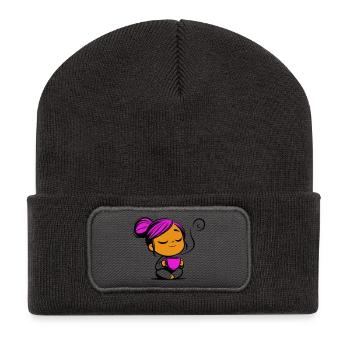 Tassmine enspannt mit einer Tasse Tee oder Kaffee - Recycelte Patch Beanie - Dunkelgrau - Vorne