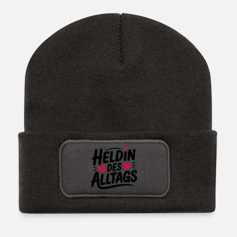 Heldin des Alltags Design - Recycelte Patch Beanie - Dunkelgrau