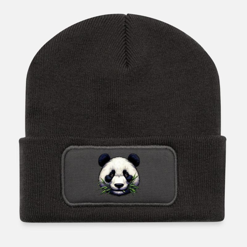 Panda frisst Bambus und Blätter - Recycelte Patch Beanie - Dunkelgrau