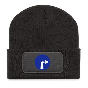 rechts abbiegen Verkehr Schild Auto Geschenk Idee - Recycelte Patch Beanie - Dunkelgrau - Vorne
