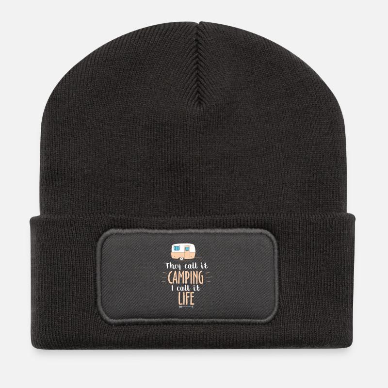 Camping Camper Geschenk Outdoor Wohnwagen - Recycelte Patch Beanie - Dunkelgrau