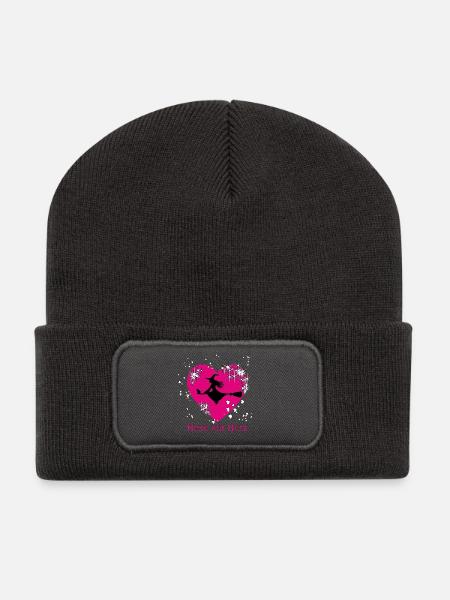 Hexe mit Herz Motiv - Recycelte Patch Beanie - Dunkelgrau