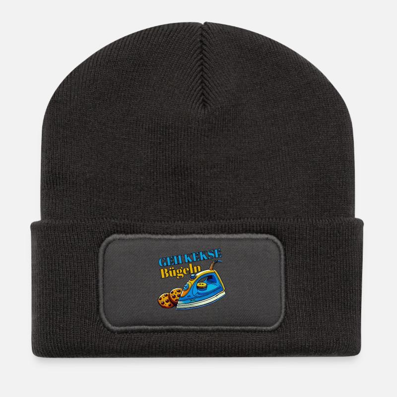 Geh Kekse bügeln... - Recycelte Patch Beanie - Dunkelgrau