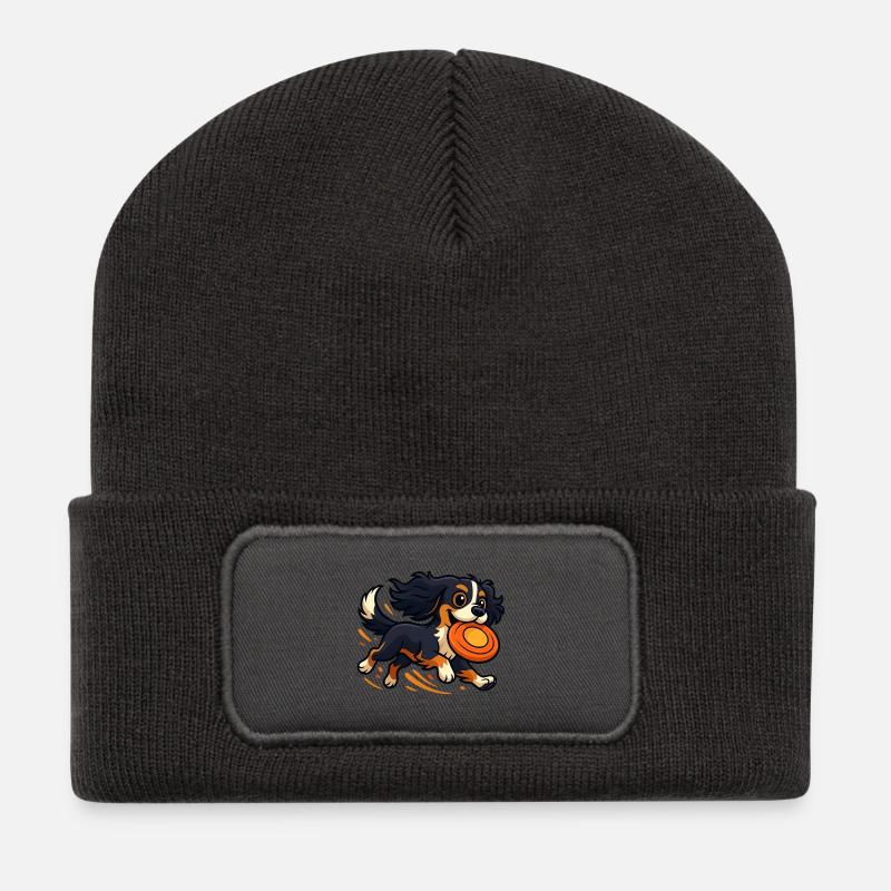 Cavalier King Charles cartoon with frisbee - Recycled Patch Beanie - dark grey