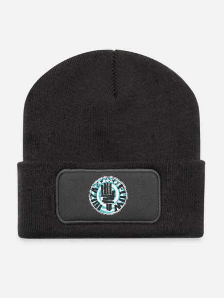 Kraftvolles Ibizadesign im Graffiti-Stil - Recycelte Patch Beanie - Dunkelgrau