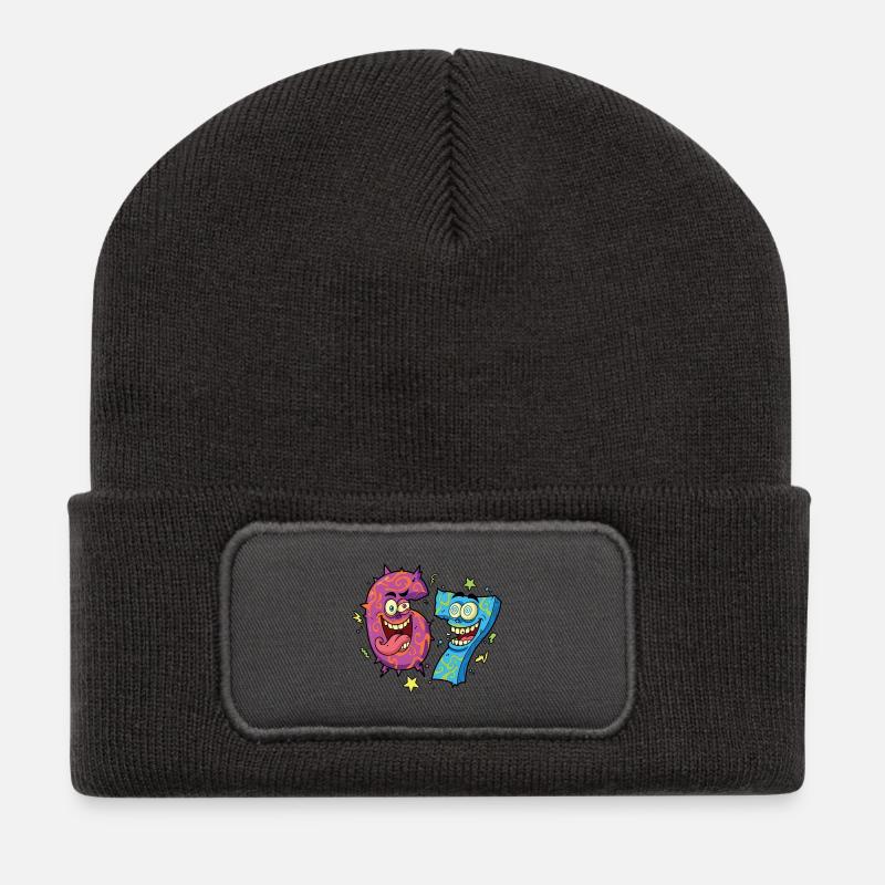 Sechs Sieben Monster - Recycelte Patch Beanie - Dunkelgrau