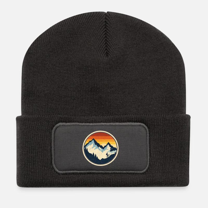 Sunset Mountains Vintage Cyclist Mountainbike - Recycelte Patch Beanie - Dunkelgrau
