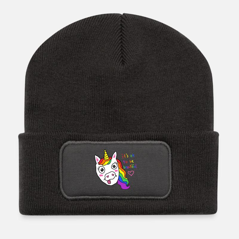 Es ist okay, ein schönes Regenbogen-Einhorn zu sein - Recycelte Patch Beanie - Dunkelgrau