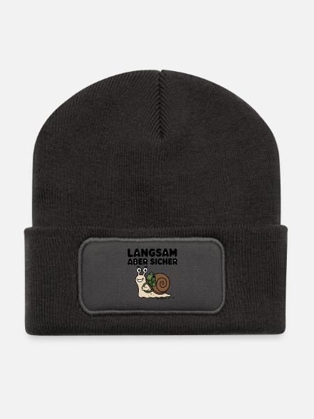Langsam aber sicher – Niedliche Comic-Schnecke - Recycelte Patch Beanie - Dunkelgrau