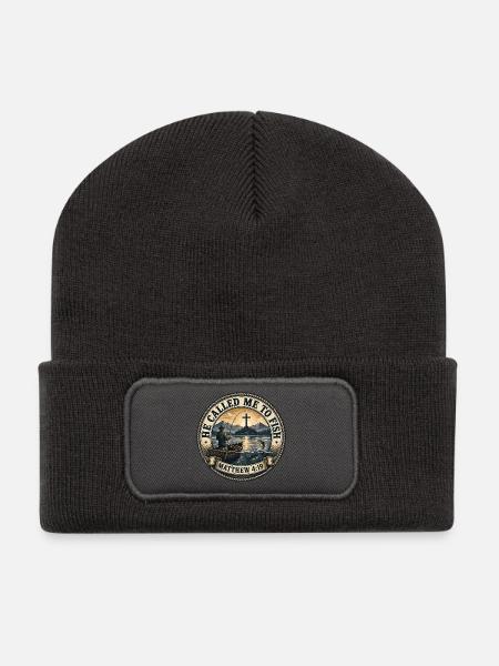 Er rief mich zum Fischen. - Recycelte Patch Beanie - Dunkelgrau