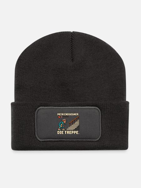 Mein Endgegner die Treppe - Recycelte Patch Beanie - Dunkelgrau