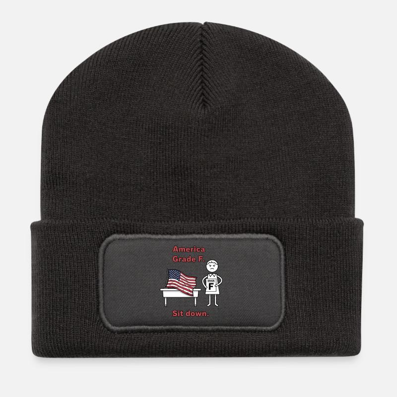 Amerika F. Sitzenbleiben Design - Recycelte Patch Beanie - Dunkelgrau