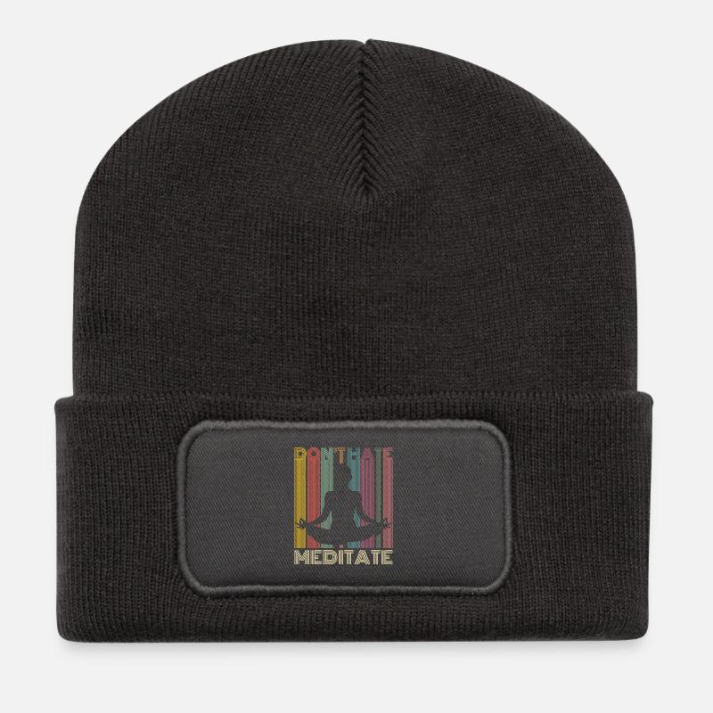 Meditation Yoga Buddha Erleuchtung Geschenk - Recycelte Patch Beanie - Dunkelgrau