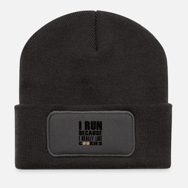 Lustiges Laufzitat mit Keks-Design - Recycelte Patch Beanie - Dunkelgrau