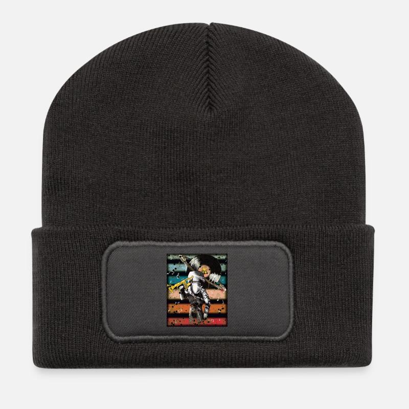 Astronaut Musik Vinyl Kunst - Recycelte Patch Beanie - Dunkelgrau