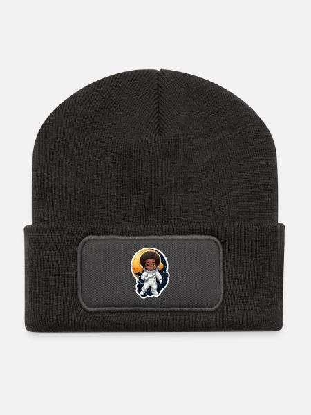 Kinder astronaut mit Mondhintergrund - Recycelte Patch Beanie - Dunkelgrau