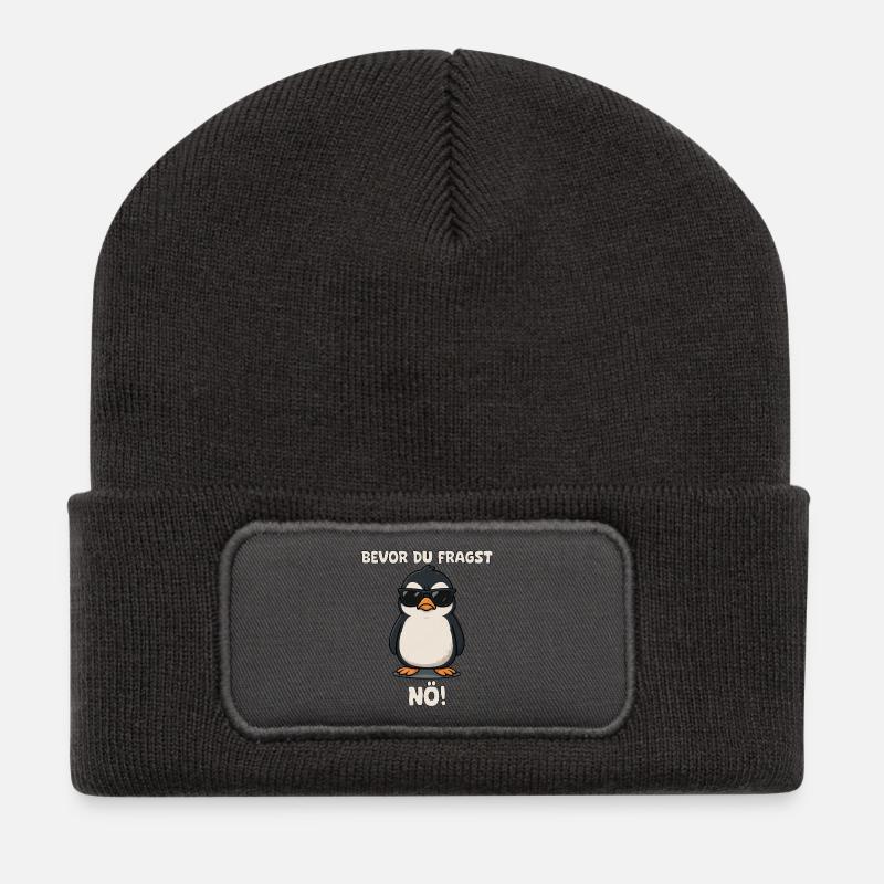 Pinguin mit Sonnenbrille Spruch - Recycelte Patch Beanie - Dunkelgrau