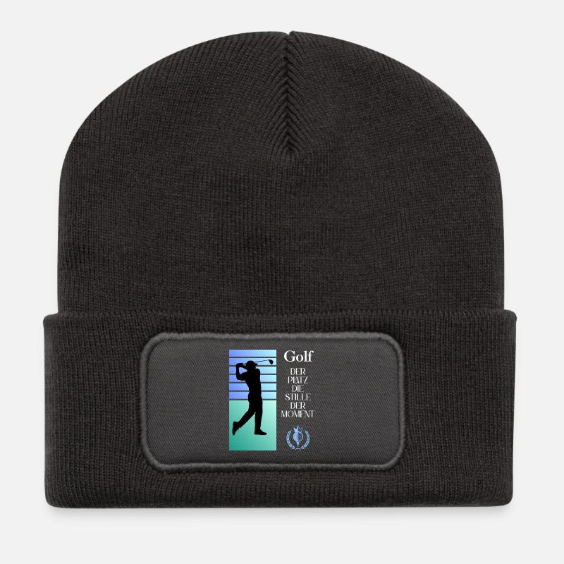Golfsilhouette Stille im Moment - Recycelte Patch Beanie - Dunkelgrau