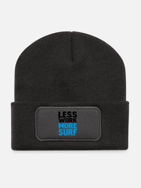 less work more surf - Recycelte Patch Beanie - Dunkelgrau