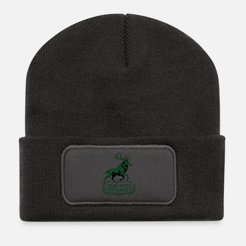 Majestätischer Hirsch mit Waldbotschaft - Recycelte Patch Beanie - Dunkelgrau