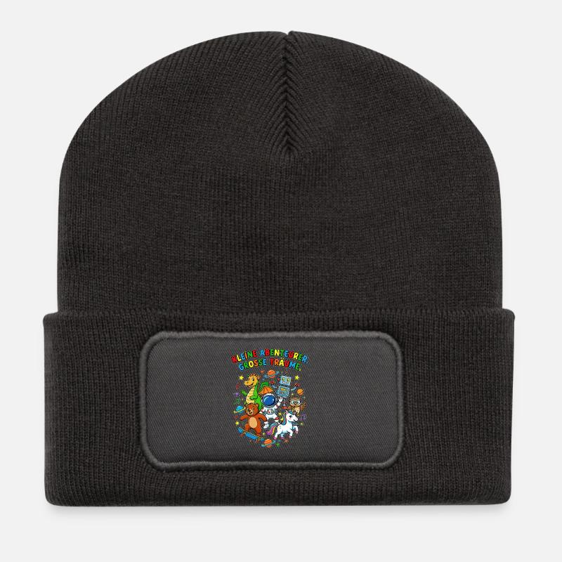 Kleine Abenteurer Große Träume - Recycelte Patch Beanie - Dunkelgrau