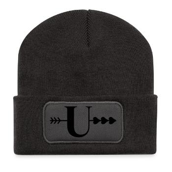 Buchstaben u, Pfeilherz - Recycelte Patch Beanie - Dunkelgrau - Vorne