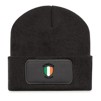 Dundalk Crest Ireland Flag - Recycled Patch Beanie - dark grey - Front