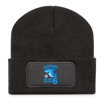 Achtung 6: Hai mit Ball - Recycelte Patch Beanie - Dunkelgrau - Vorne