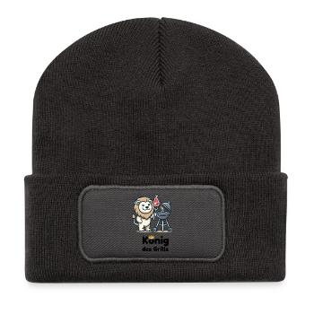 Löwe am Grill mit Krone - Recycelte Patch Beanie - Dunkelgrau - Vorne