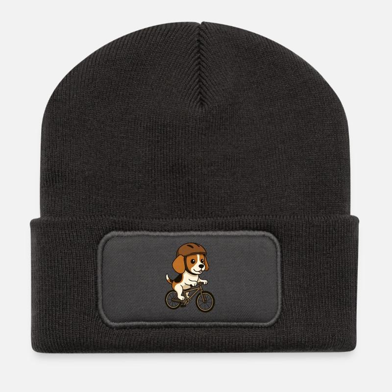 Süßer Beagle mit Fahrradfahrer Cartoon Kinder - Recycelte Patch Beanie - Dunkelgrau