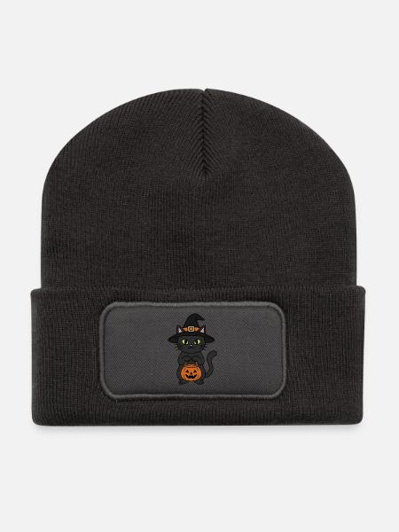 Hexenkatze und Kürbis - Recycelte Patch Beanie - Dunkelgrau