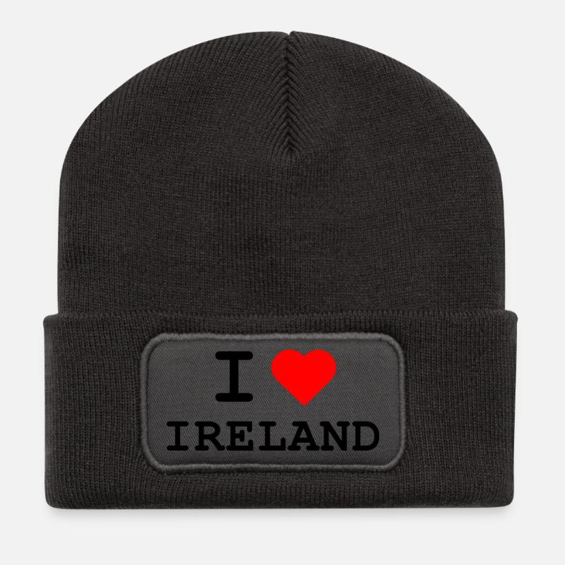 Ich liebe Irland - Design mit rotem Herz - Recycelte Patch Beanie - Dunkelgrau