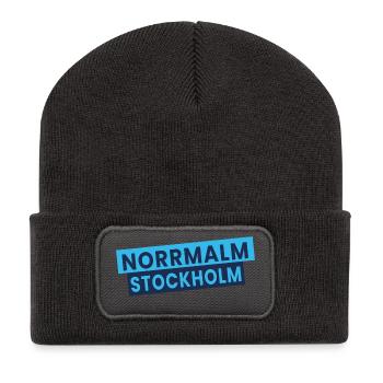 Norrmalm Stockholms Typografie - Recycelte Patch Beanie - Dunkelgrau - Vorne