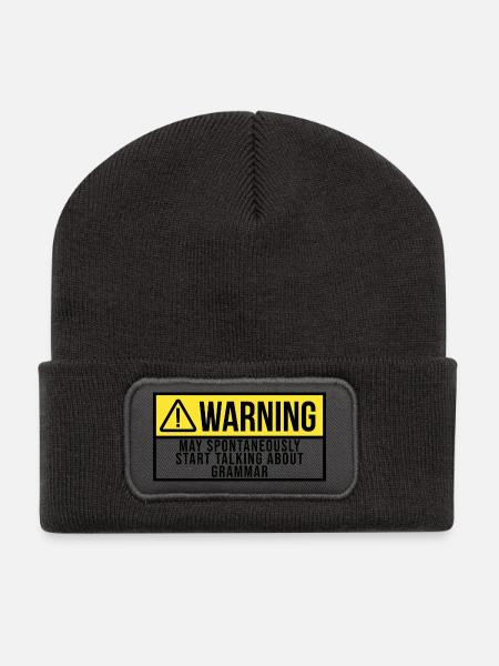 kann spontan anfangen, über Grammatik zu sprechen - Recycelte Patch Beanie - Dunkelgrau