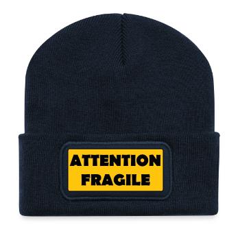 Attention Fragile - Beanie recyclé à patch - bleu marine - Devant