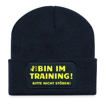 I'M IN TRAINING - PLEASE DON'T DISTURB! - Recycled Patch Beanie - french navy - Front